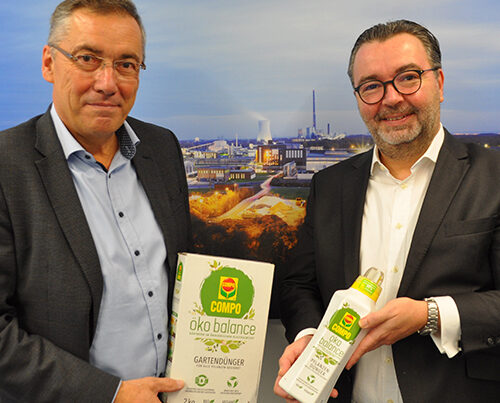 Aloys Oechtering (l.), Geschäftsführer RETERRA, und Stephan Engster, Geschäftsführer COMPO